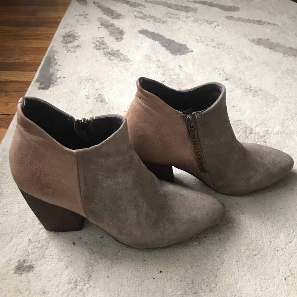 Diba True size 9 women’s booties